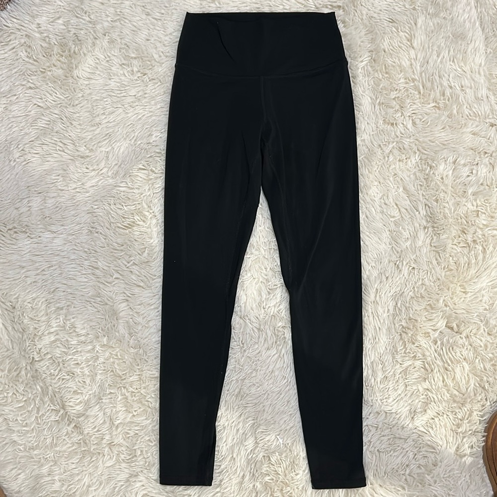 BLACK LEGGINGS